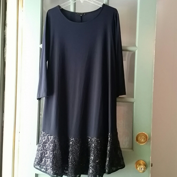 Tianab Dress - Picture 1 of 8